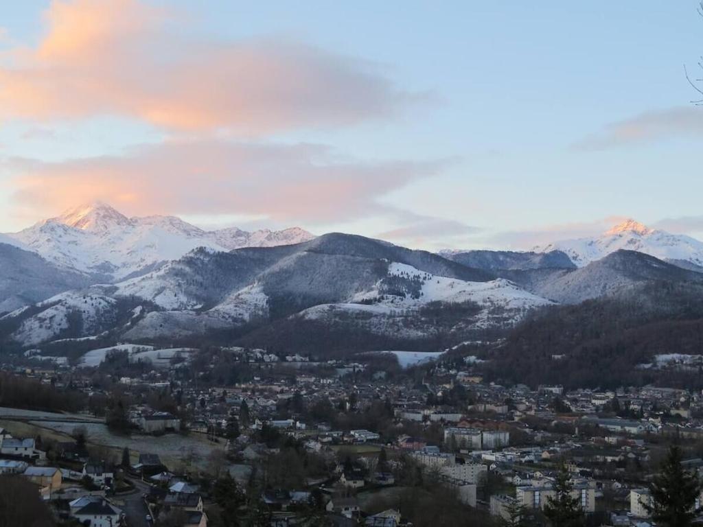 Terrasse, Jardin,, Appartement 80M², Vue Montagne, Wifi, Bureau Bagnères-de-Bigorre Esterno foto